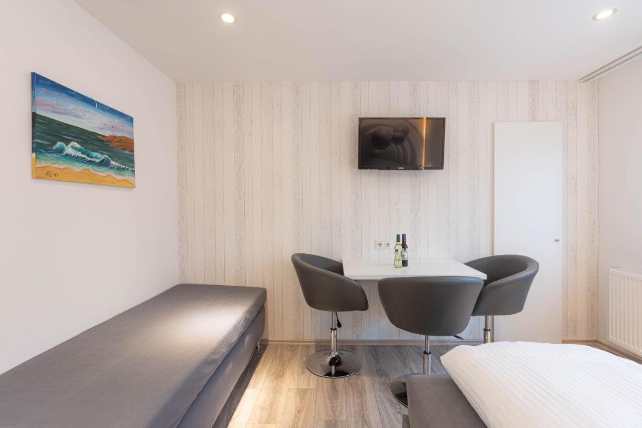 Messe-Hotelzimmer-Einzimmerappartement Leverkusen Eksteriør bilde