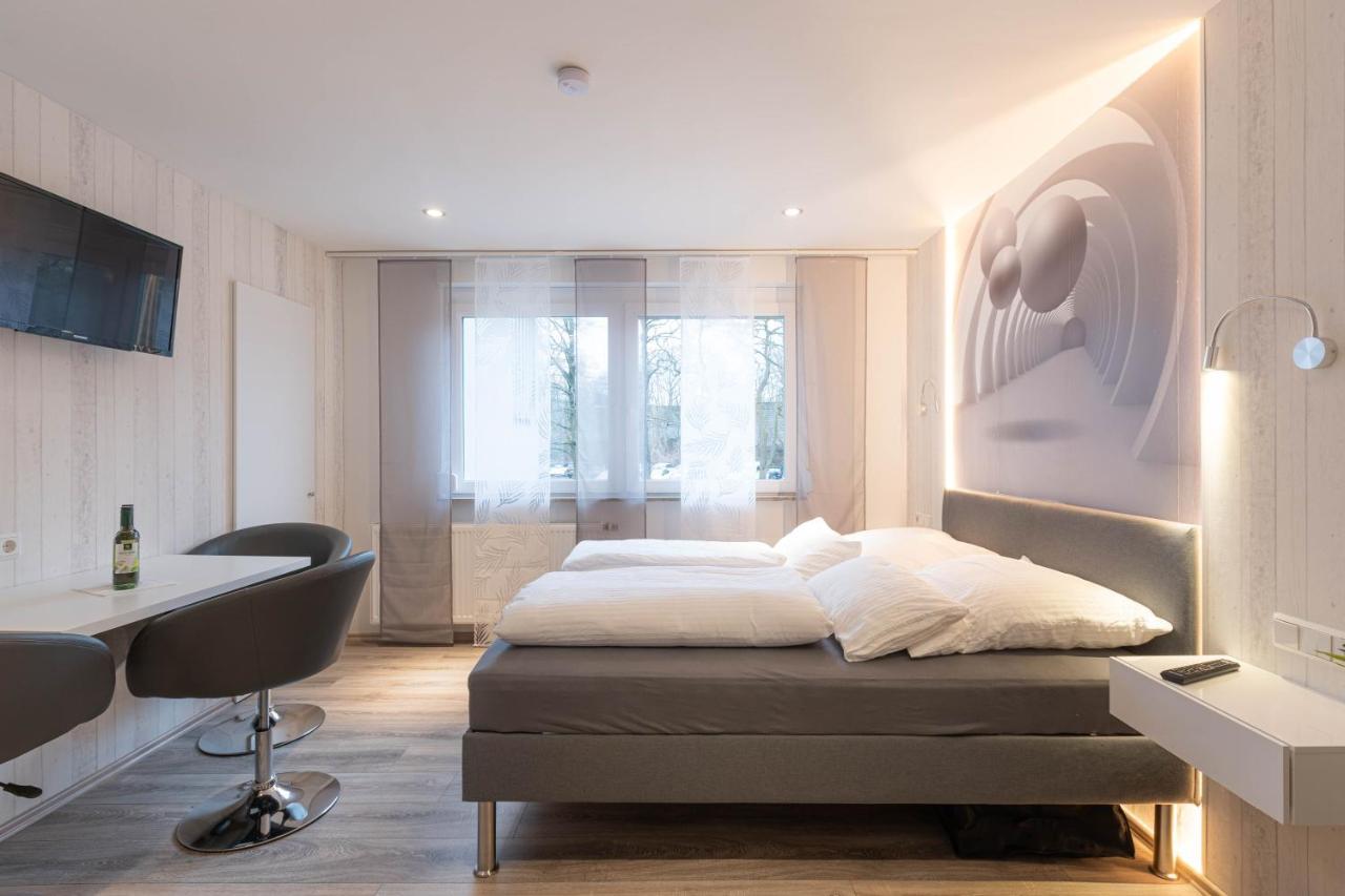 Messe-Hotelzimmer-Einzimmerappartement Leverkusen Eksteriør bilde