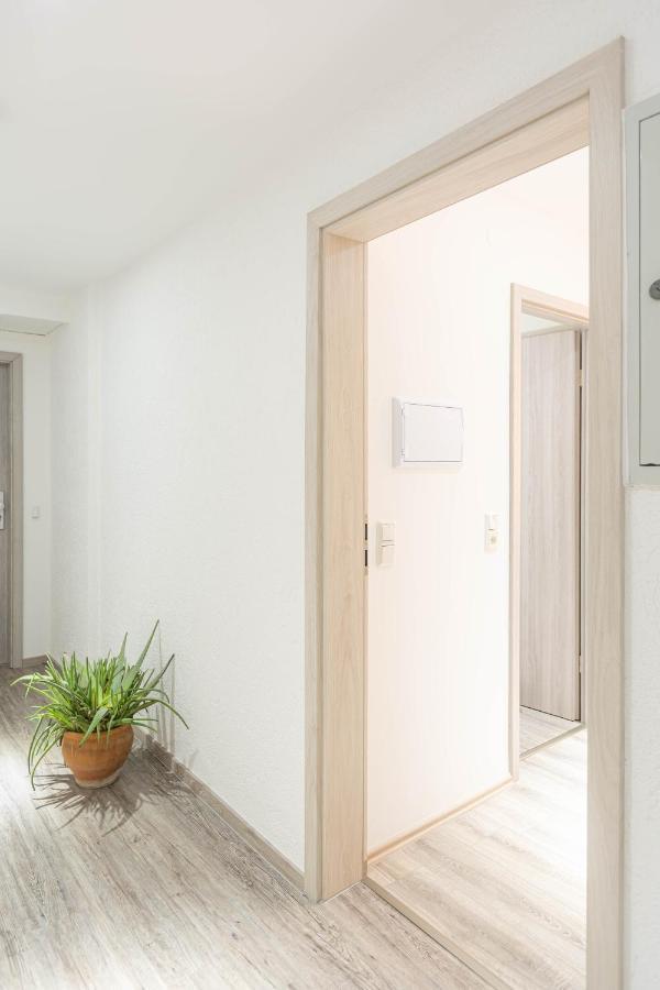Messe-Hotelzimmer-Einzimmerappartement Leverkusen Eksteriør bilde