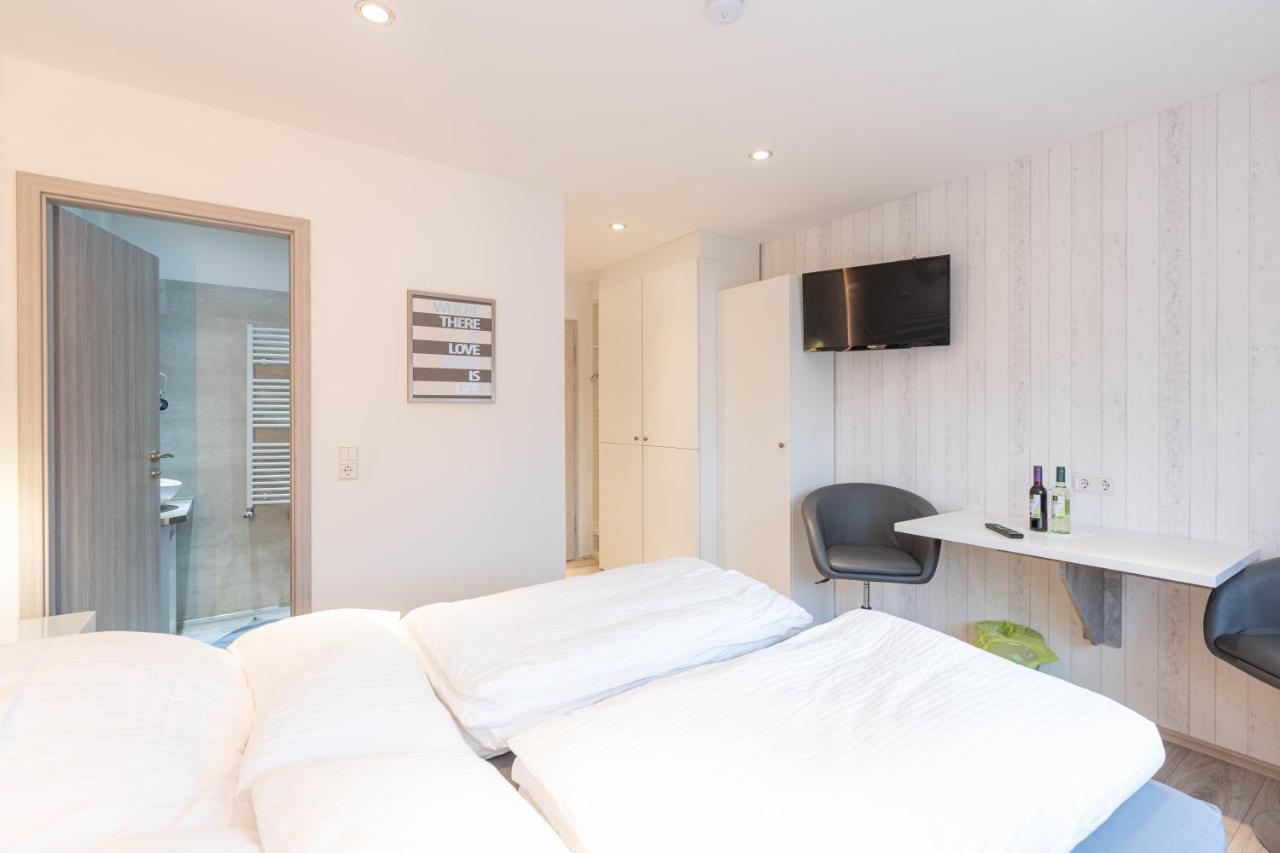Messe-Hotelzimmer-Einzimmerappartement Leverkusen Eksteriør bilde