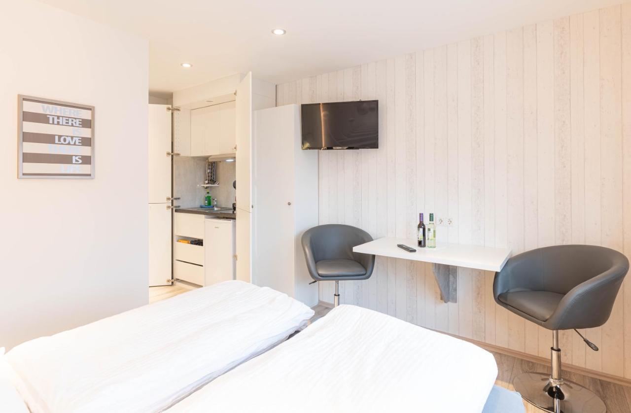 Messe-Hotelzimmer-Einzimmerappartement Leverkusen Eksteriør bilde
